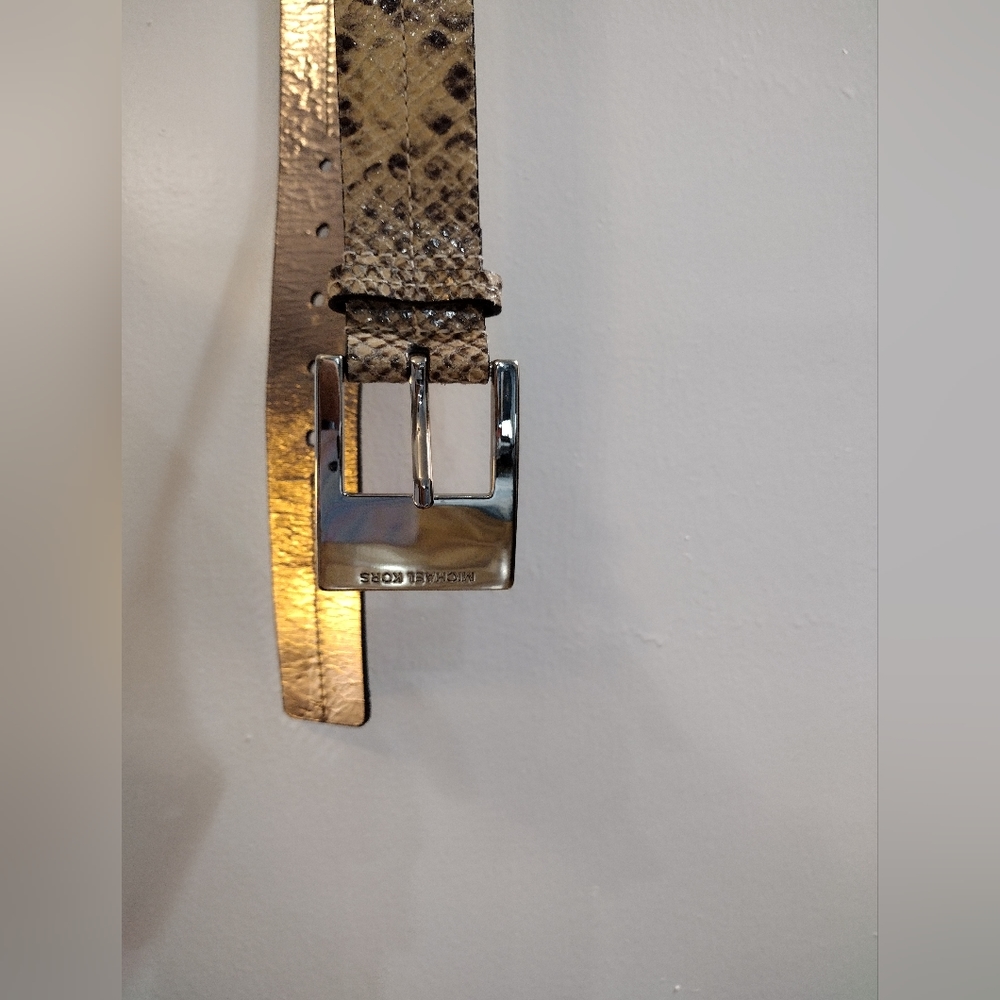 Michael Kors leather belt